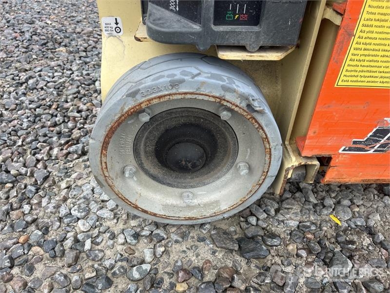 JLG 1230ES Vertical Mast Lift 垂直昇降型リフト