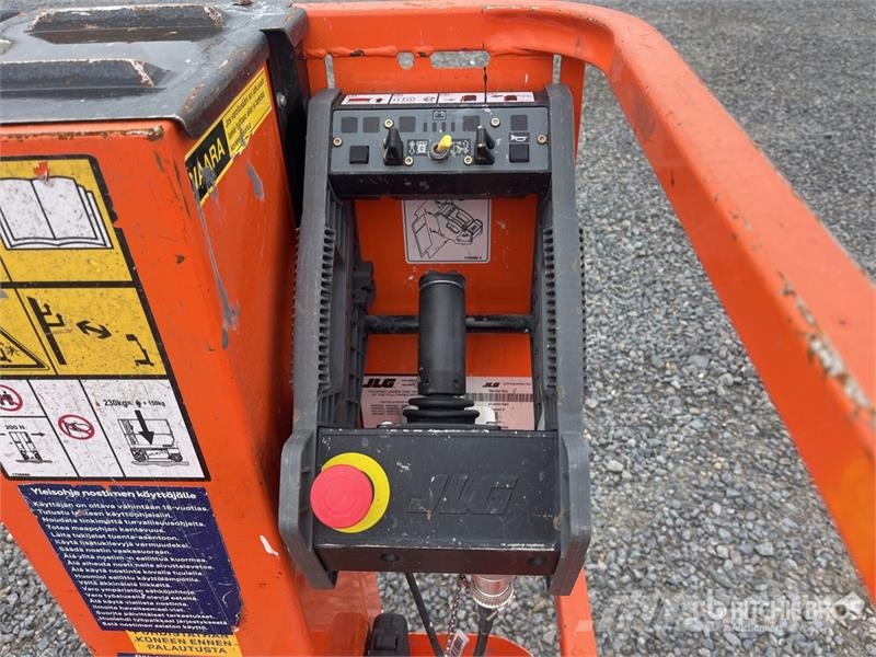 JLG 1230ES Vertical Mast Lift رافعات السارية الرأسية