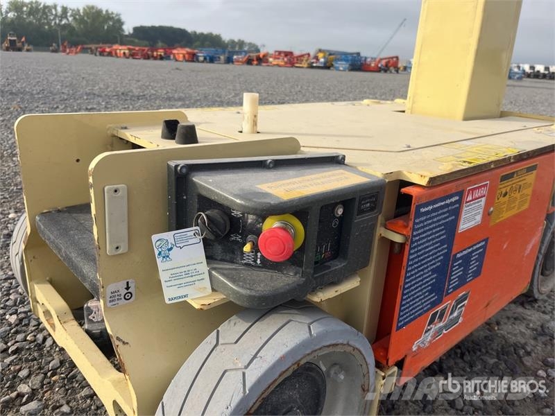 JLG 1230ES Vertical Mast Lift 垂直昇降型リフト