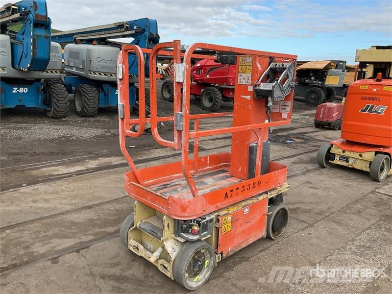 JLG 1230ES Vertical Mast Lift رافعات السارية الرأسية