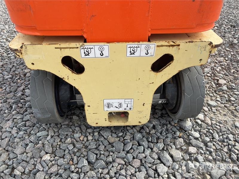 JLG 1230ES Vertical Mast Lift رافعات السارية الرأسية