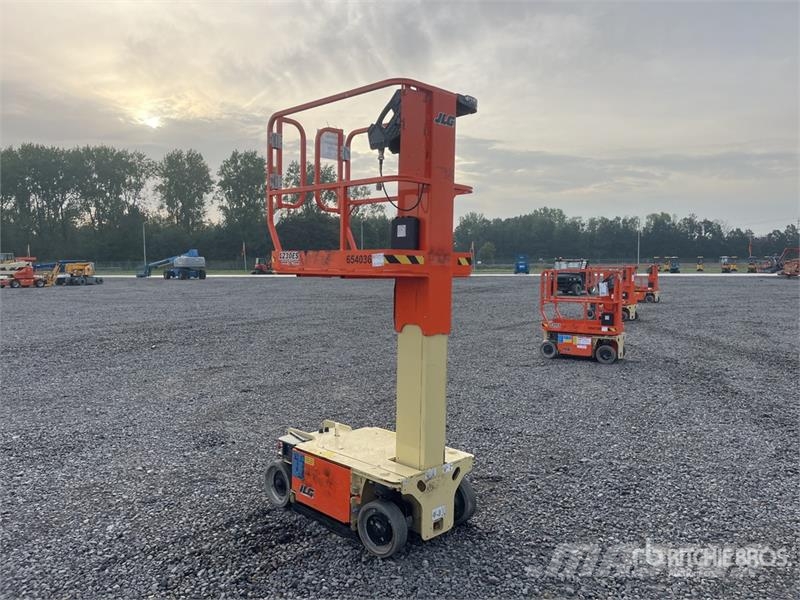JLG 1230ES Vertical Mast Lift 垂直昇降型リフト