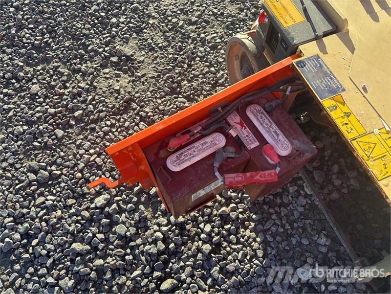 JLG 1230ES Vertical Mast Lift Vertikalna dvigala