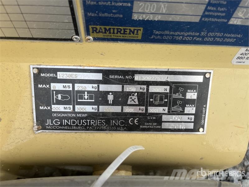 JLG 1230ES Vertical Mast Lift 垂直昇降型リフト