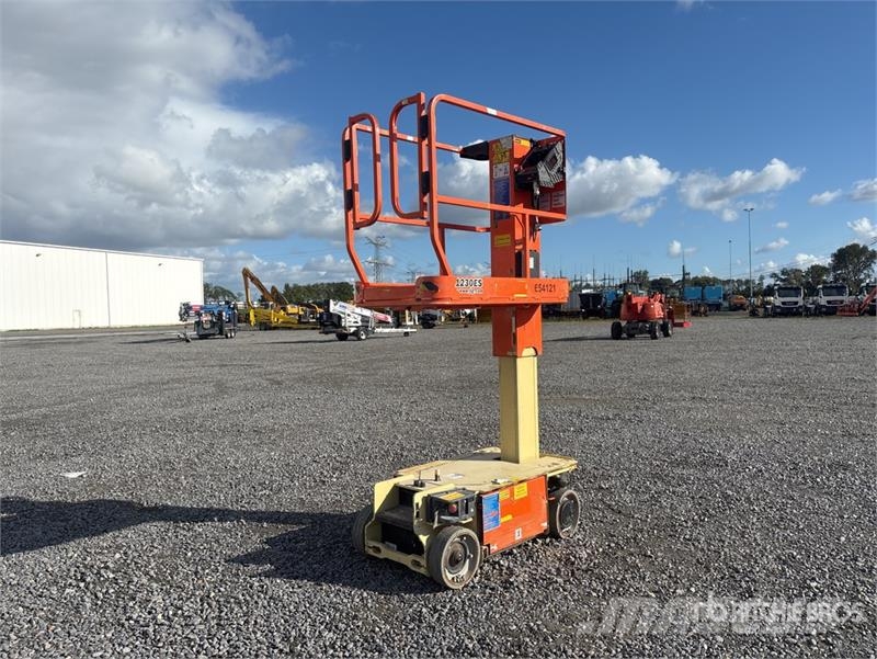 JLG 1230ES Vertical Mast Lift Henkilönostimet ja nostolaitteet