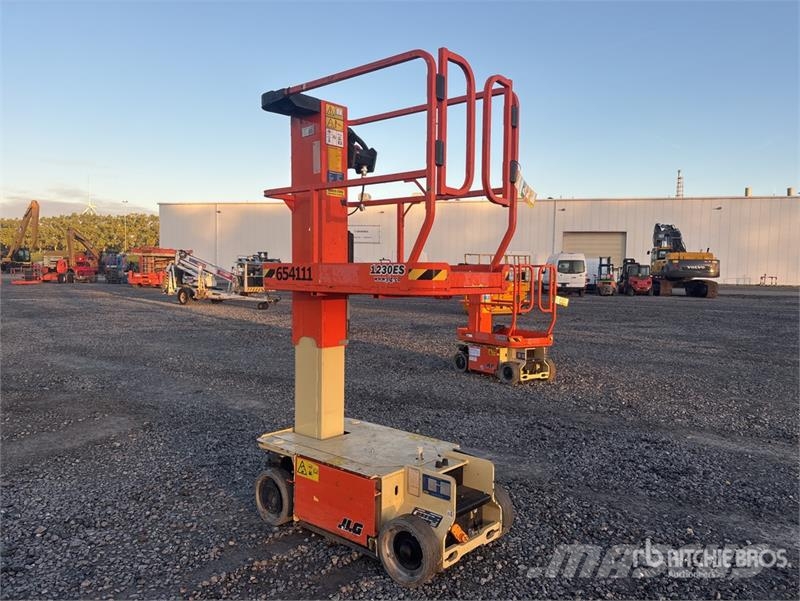 JLG 1230ES Vertical Mast Lift Vertikalna dvigala