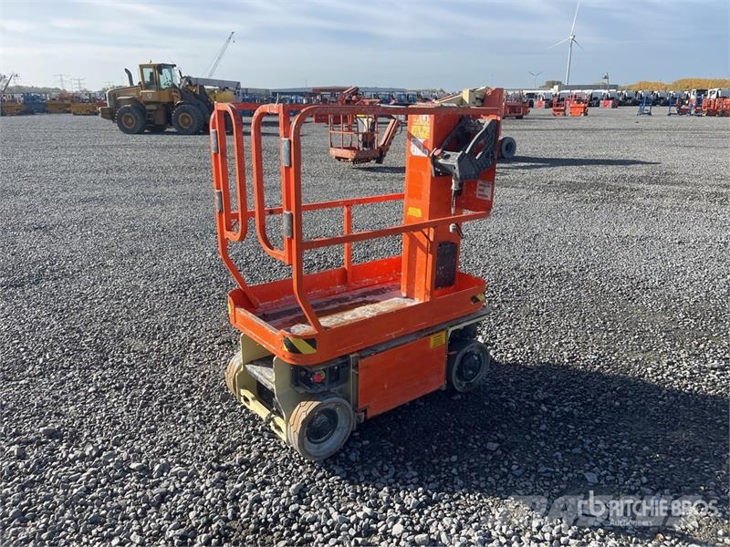 JLG 1230ES Vertical Mast Lift رافعات السارية الرأسية