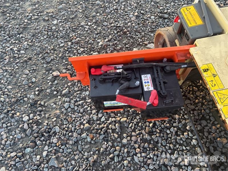 JLG 1230ES Vertical Mast Lift Vertikalna dvigala