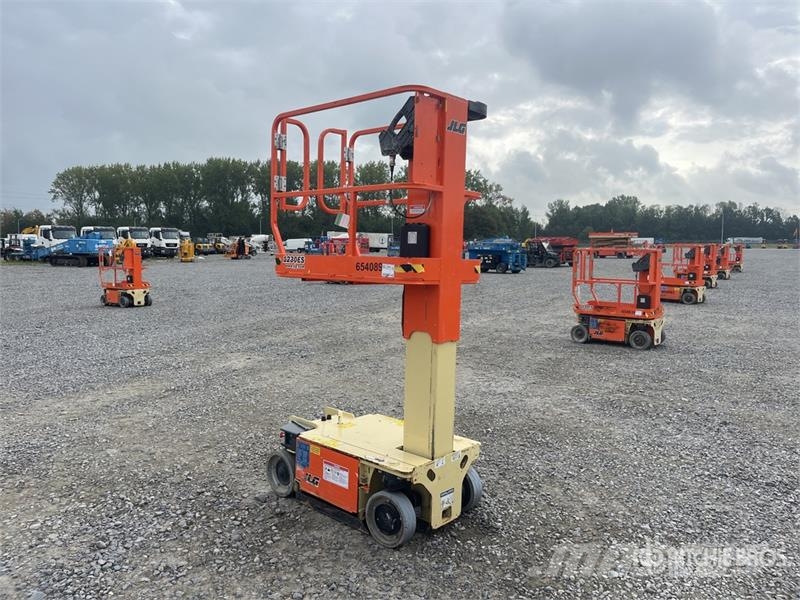 JLG 1230ES Vertical Mast Lift 垂直昇降型リフト