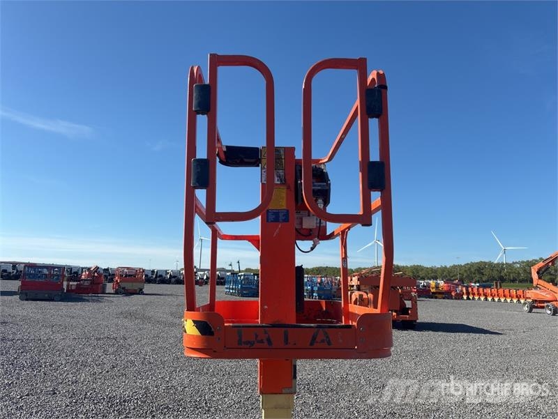 JLG 1230ES Vertical Mast Lift Vertikālie pacēlāji