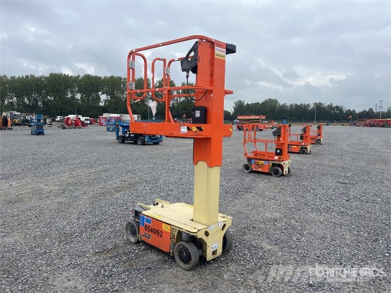 JLG 1230ES Vertical Mast Lift 垂直昇降型リフト