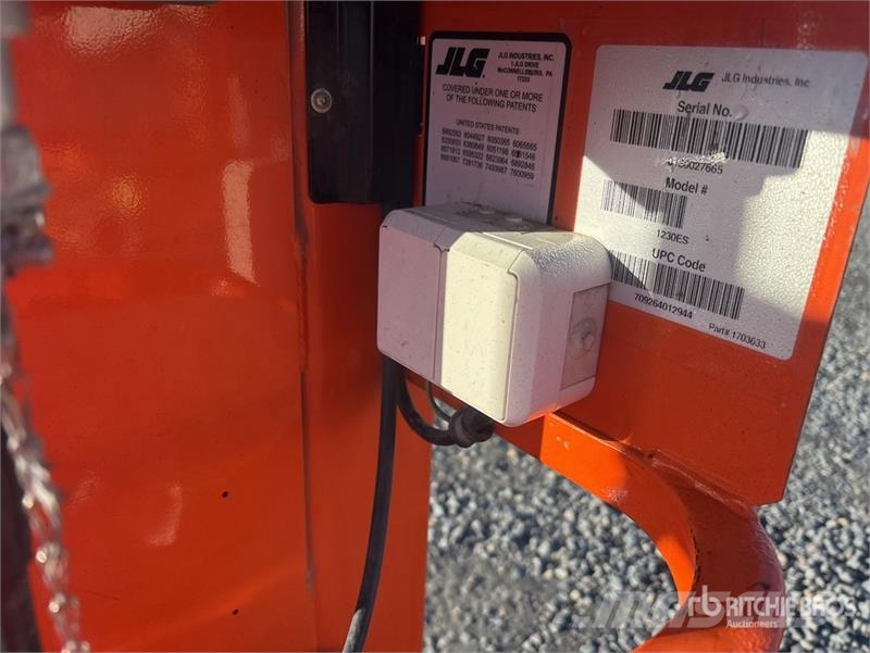 JLG 1230ES Vertical Mast Lift Vertikalna dvigala