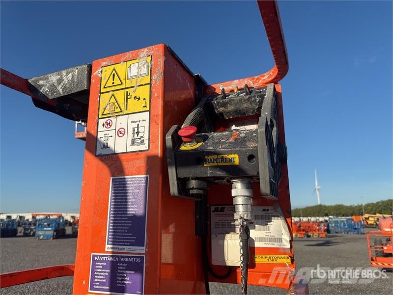 JLG 1230ES Vertical Mast Lift Personenaufzüge