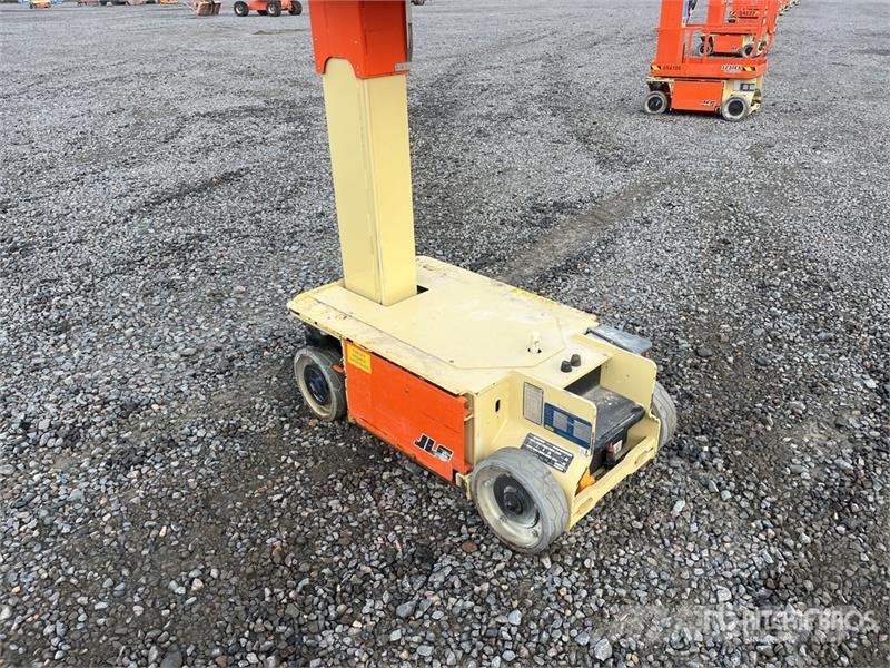 JLG 1230ES Vertical Mast Lift رافعات السارية الرأسية
