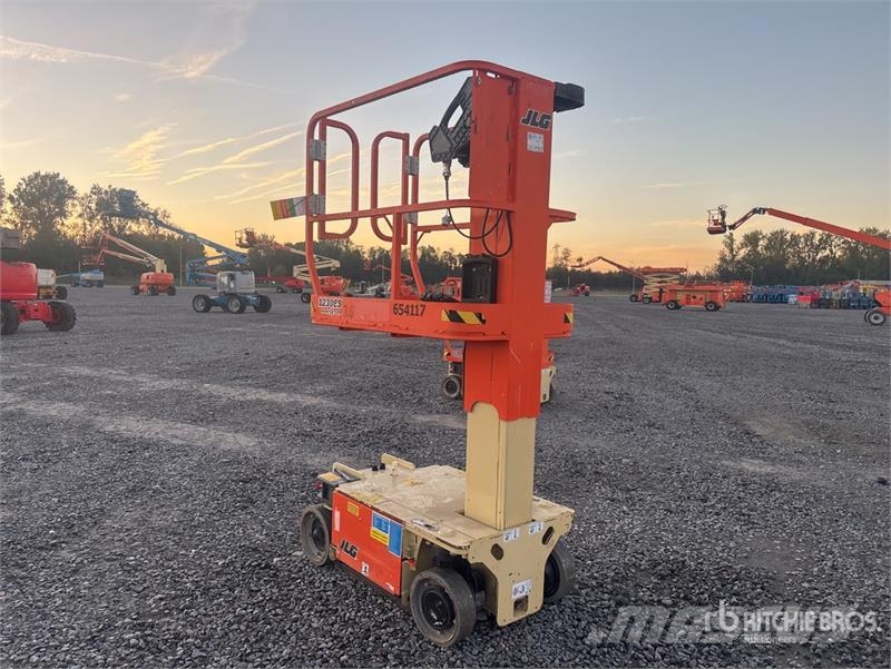 JLG 1230ES Vertical Mast Lift Vertikalna dvigala