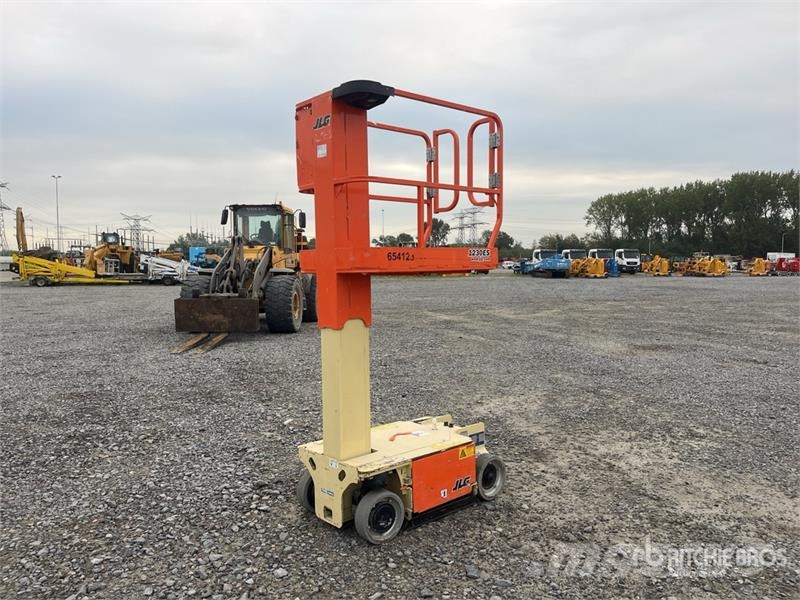 JLG 1230ES Vertical Mast Lift Personenliften en invalideliften