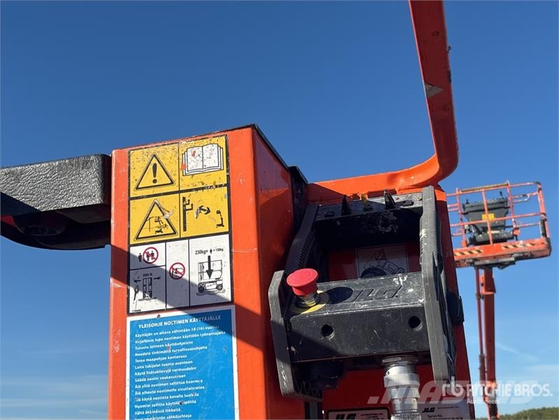 JLG 1230ES Vertical Mast Lift Vertikální sloupové výtahy