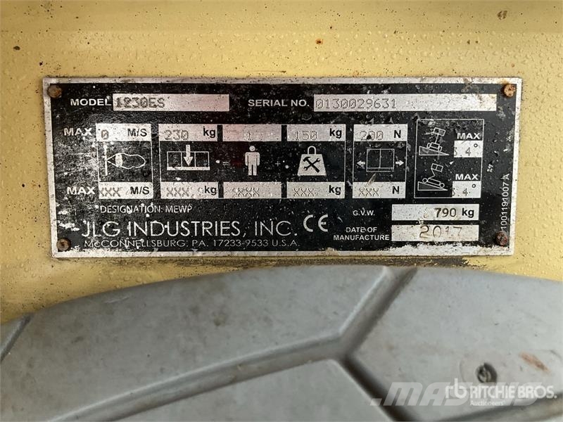 JLG 1230ES Vertical Mast Lift Vertical mast lifts