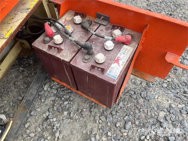 JLG 1230ES Vertical Mast Lift رافعات السارية الرأسية