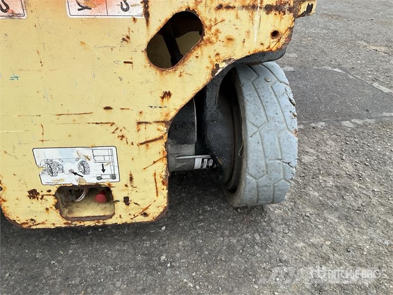 JLG 1230ES Vertical Mast Lift Vertikalne radne podizne platforme