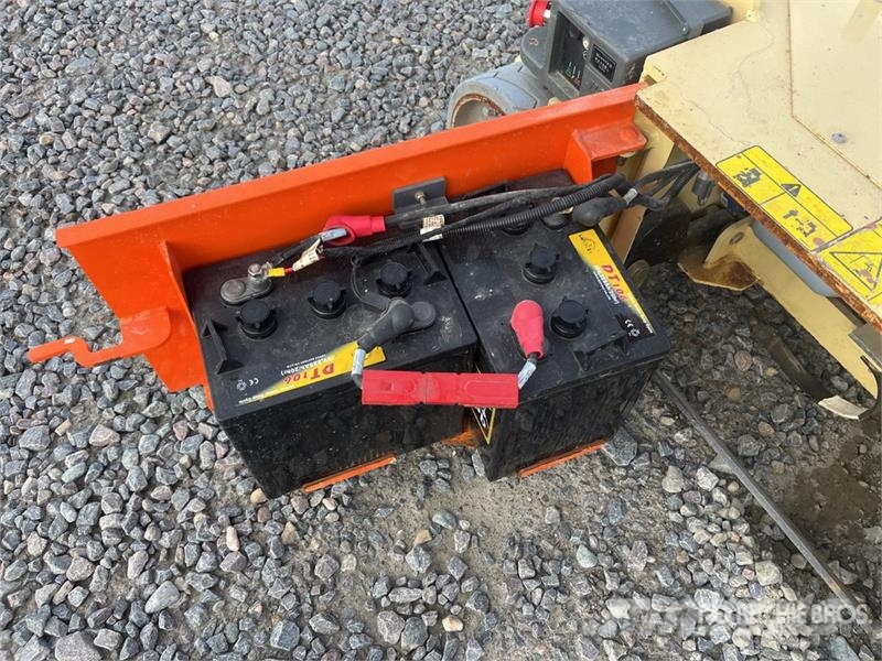JLG 1230ES Vertical Mast Lift Vertikālie pacēlāji