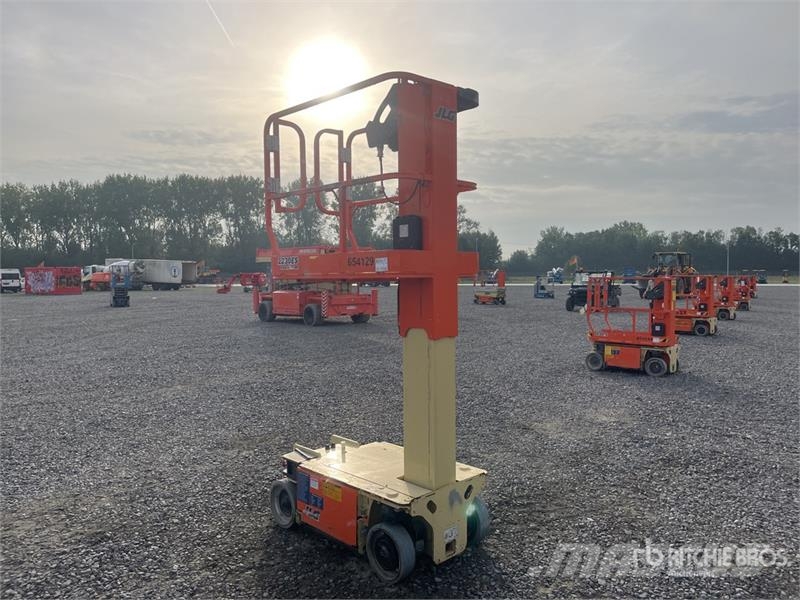 JLG 1230ES Vertical Mast Lift 垂直昇降型リフト