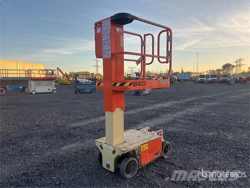 JLG 1230ES Vertical Mast Lift Vertikalna dvigala