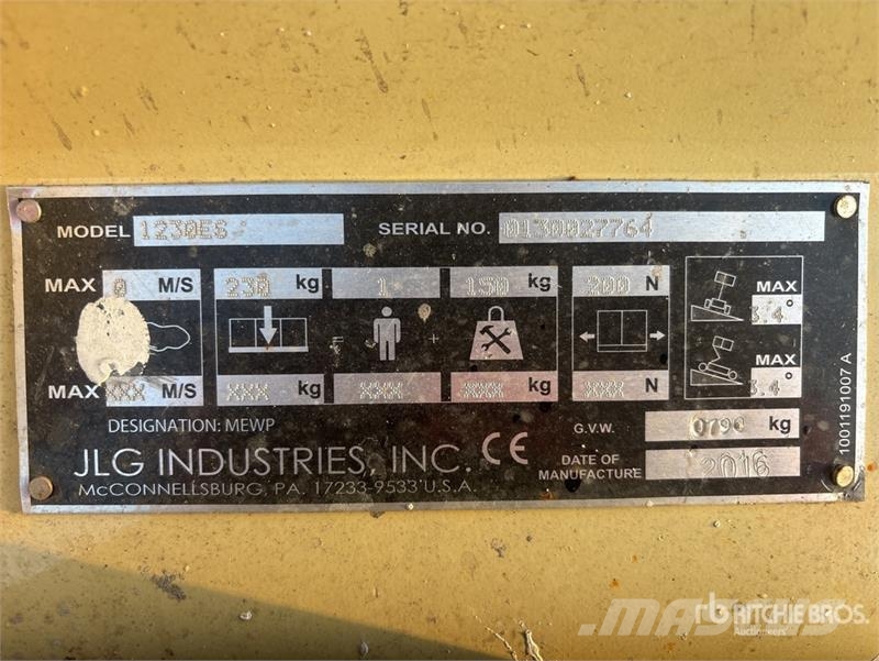 JLG 1230ES Vertical Mast Lift Vertikalna dvigala