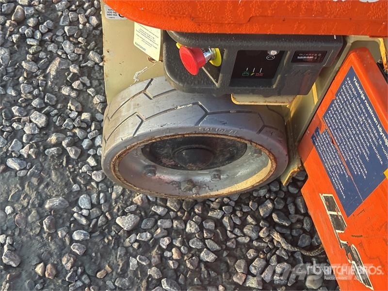 JLG 1230ES Vertical Mast Lift Vertikalna dvigala
