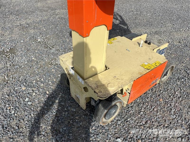 JLG 1230ES Vertical Mast Lift Personenliften en invalideliften