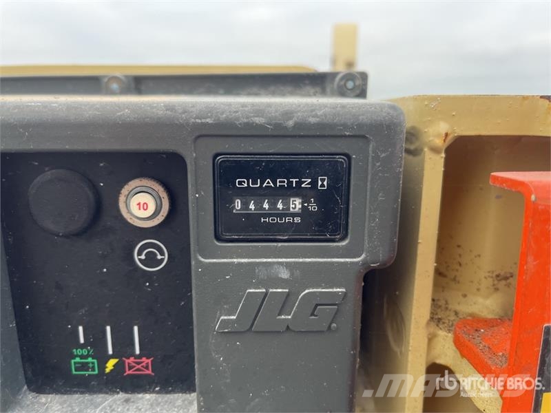 JLG 1230ES Vertical Mast Lift Personenliften en invalideliften