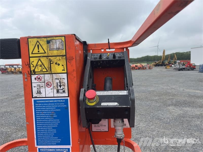 JLG 1230ES Vertical Mast Lift 垂直昇降型リフト