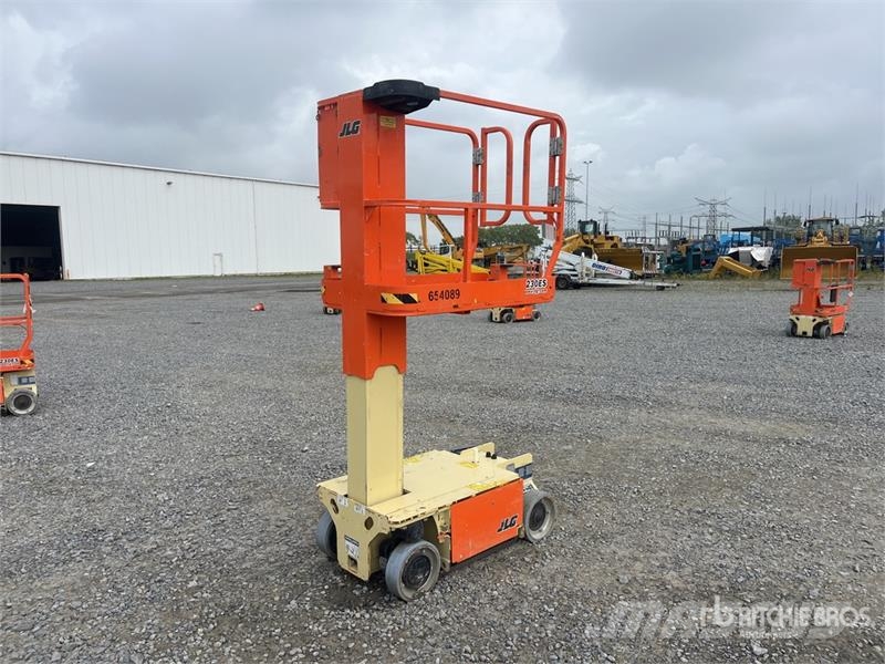 JLG 1230ES Vertical Mast Lift 垂直昇降型リフト