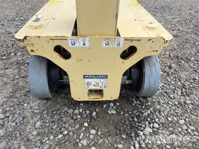 JLG 1230ES Vertical Mast Lift 垂直昇降型リフト