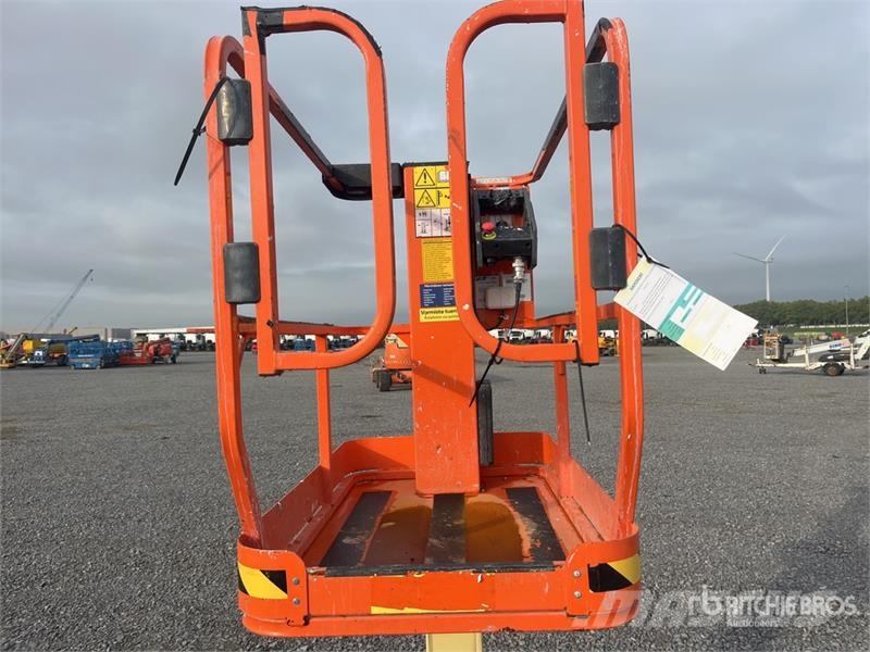 JLG 1230ES Vertical Mast Lift 垂直昇降型リフト