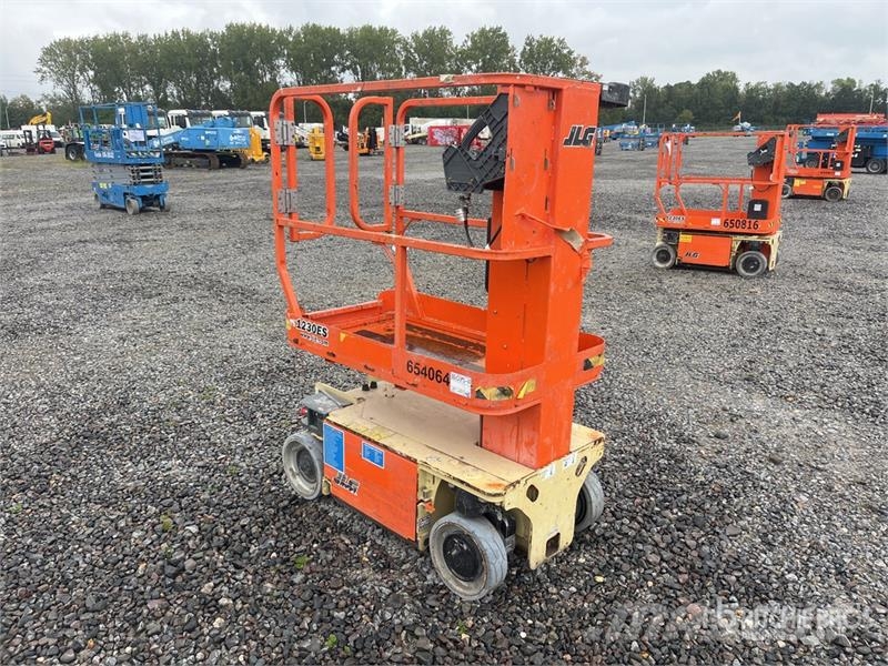 JLG 1230ES Vertical Mast Lift رافعات السارية الرأسية