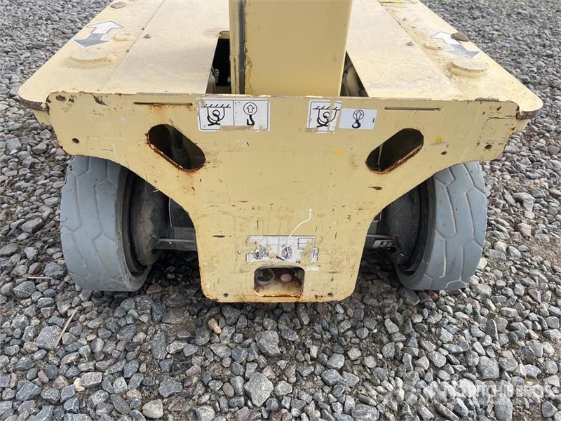 JLG 1230ES Vertical Mast Lift 垂直昇降型リフト