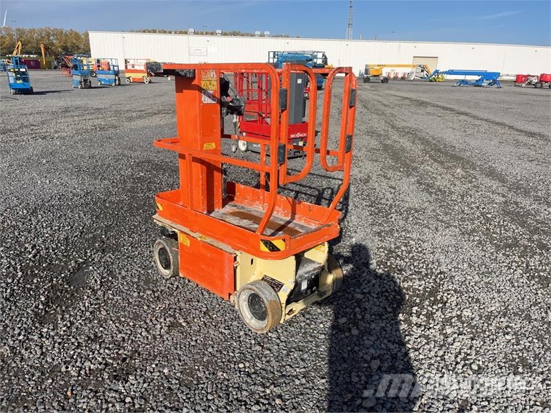 JLG 1230ES Vertical Mast Lift رافعات السارية الرأسية