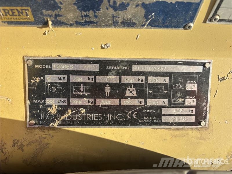JLG 1230ES Vertical Mast Lift Personenaufzüge