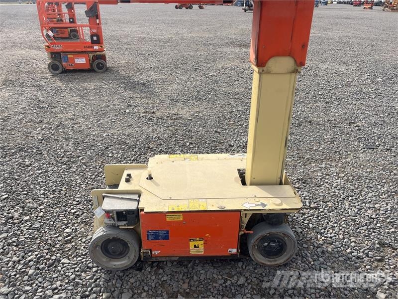 JLG 1230ES Vertical Mast Lift 垂直昇降型リフト
