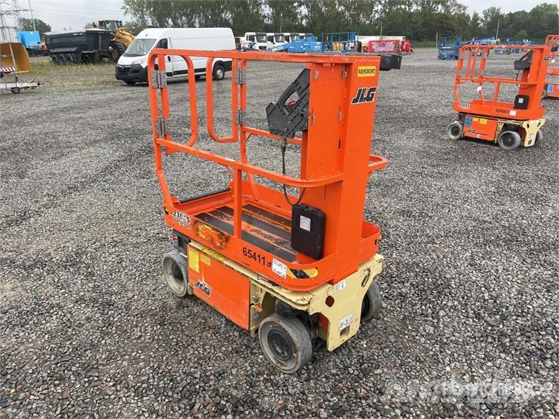 JLG 1230ES Vertical Mast Lift 垂直昇降型リフト