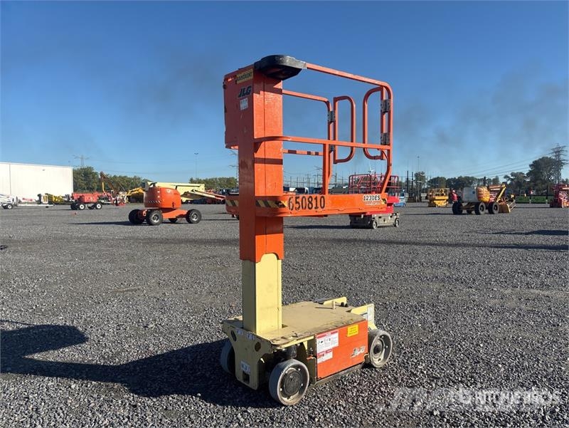 JLG 1230ES Vertical Mast Lift Vertikální sloupové výtahy