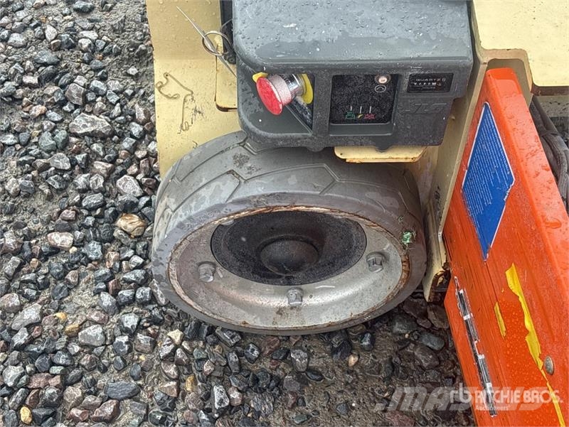 JLG 1230ES Vertical Mast Lift Vertikaalsed mast tõstukid