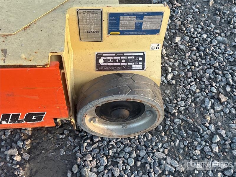 JLG 1230ES Vertical Mast Lift Vertikalna dvigala