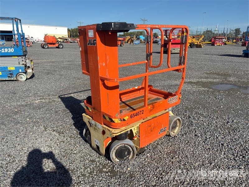 JLG 1230ES Vertical Mast Lift (Inoperable) Vertikālie pacēlāji