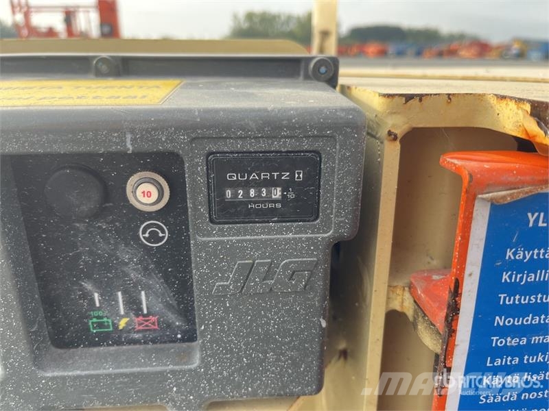 JLG 1230ES Vertical Mast Lift 垂直昇降型リフト