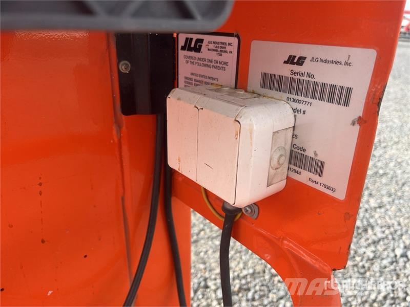 JLG 1230ES Vertical Mast Lift رافعات السارية الرأسية