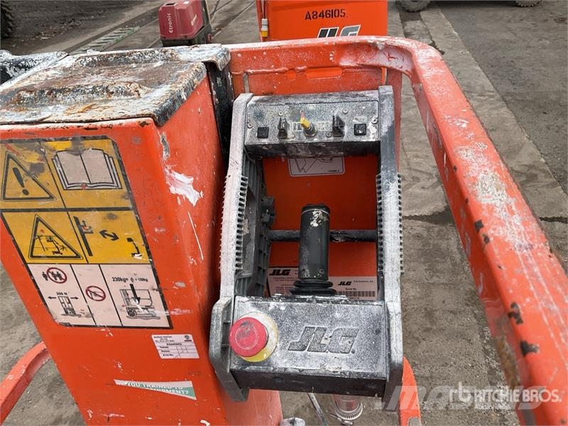 JLG 1230ES Vertical Mast Lift رافعات السارية الرأسية