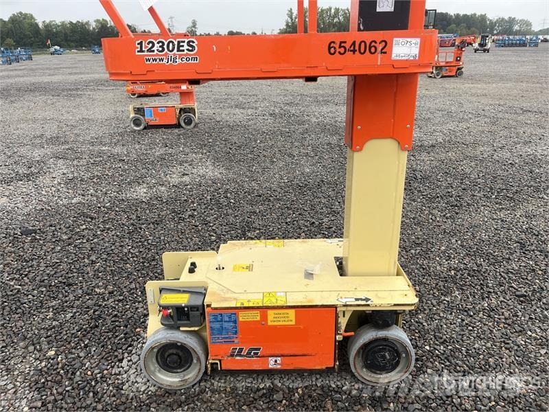 JLG 1230ES Vertical Mast Lift 垂直昇降型リフト