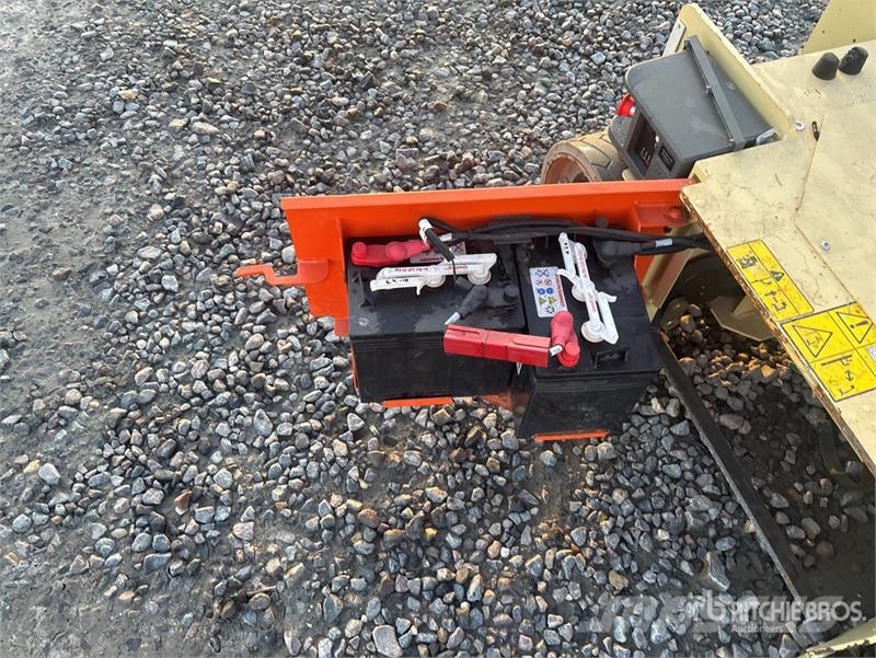JLG 1230ES Vertical Mast Lift Vertikalna dvigala